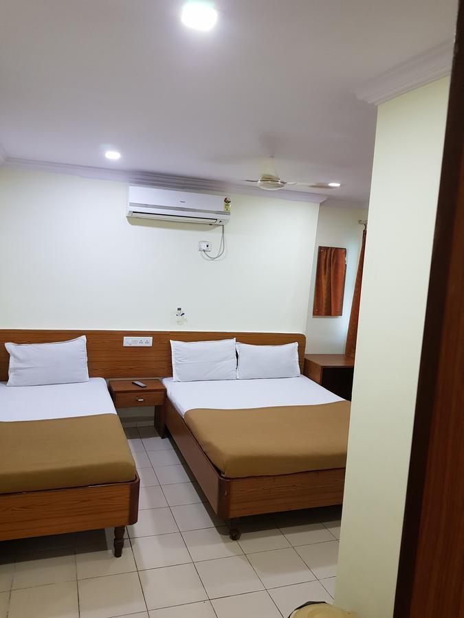 Hotel Super Mumbai Exterior photo